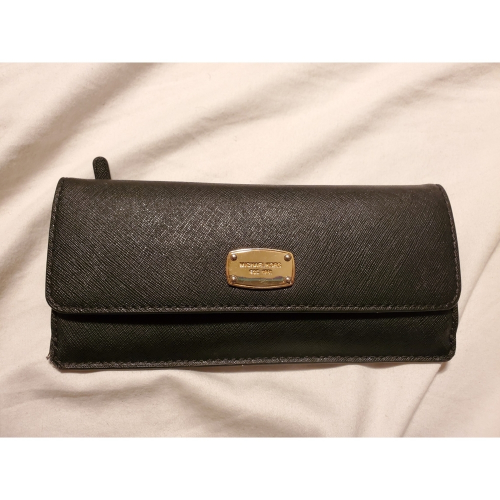 Black Michael Kors Wallet